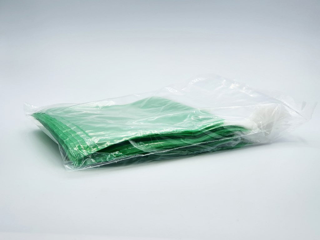 Specimen bags with pockets
